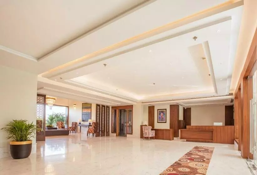 ホテル Lalita Grand