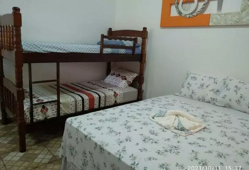 ペンション Hospedagem Familiar Yamane