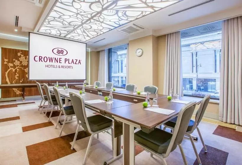 Crowne Plaza Hotel St. Petersburg  Ligovsky