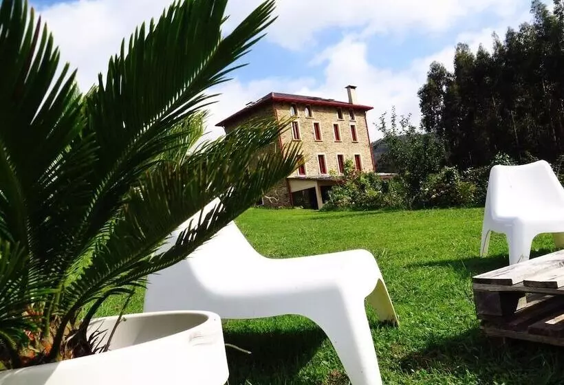 فندق ريفى El Castaño Dormilón