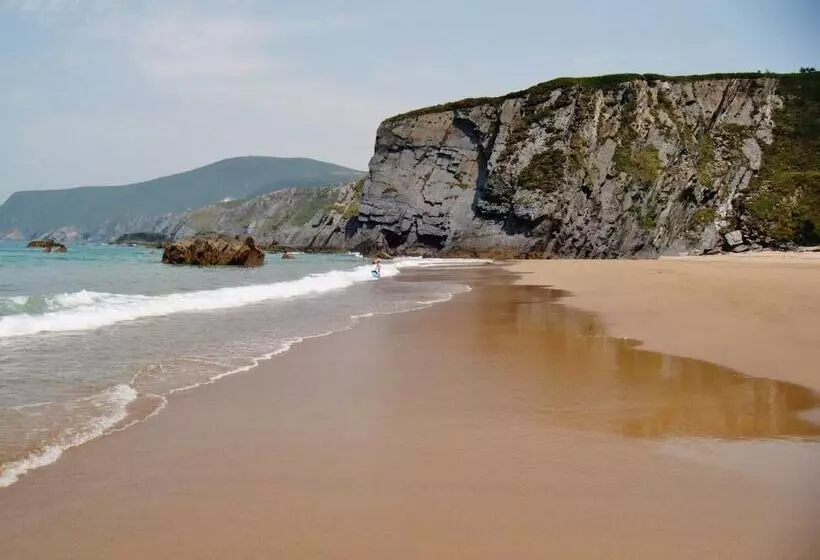 فندق ريفى El Castaño Dormilón