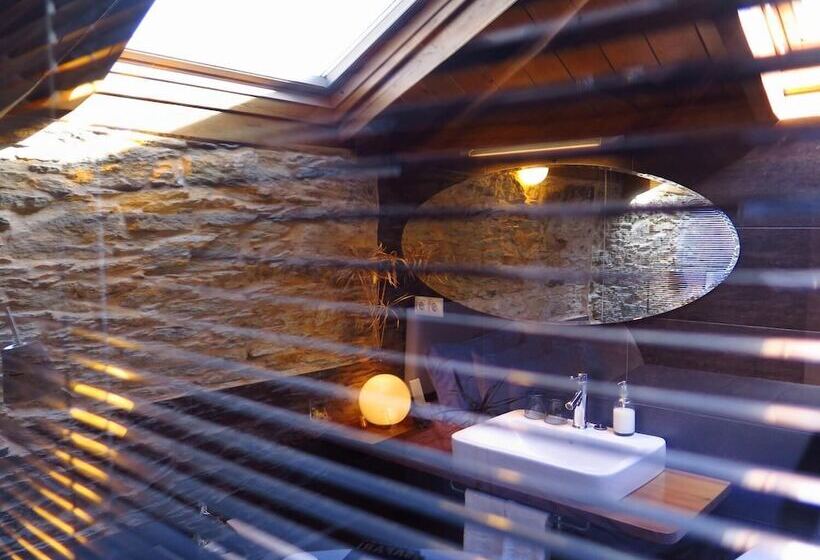 هتل روستایی El Castaño Dormilón