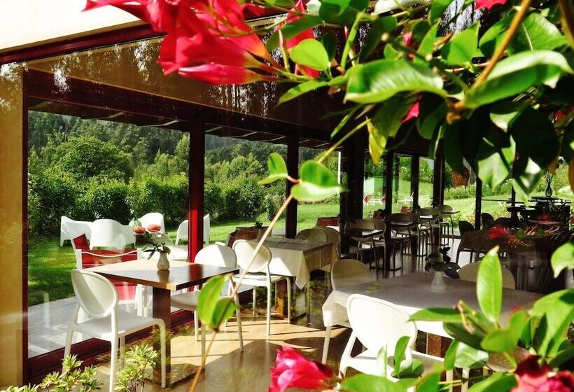 هتل روستایی El Castaño Dormilón