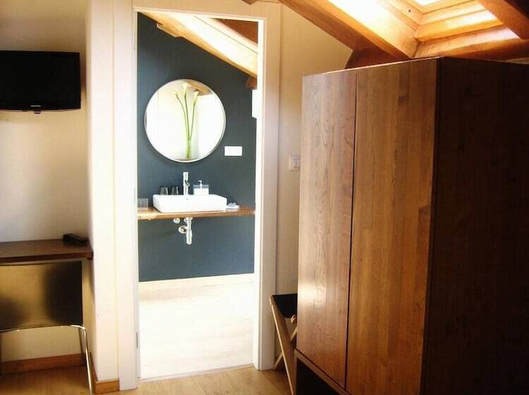 هتل روستایی El Castaño Dormilón