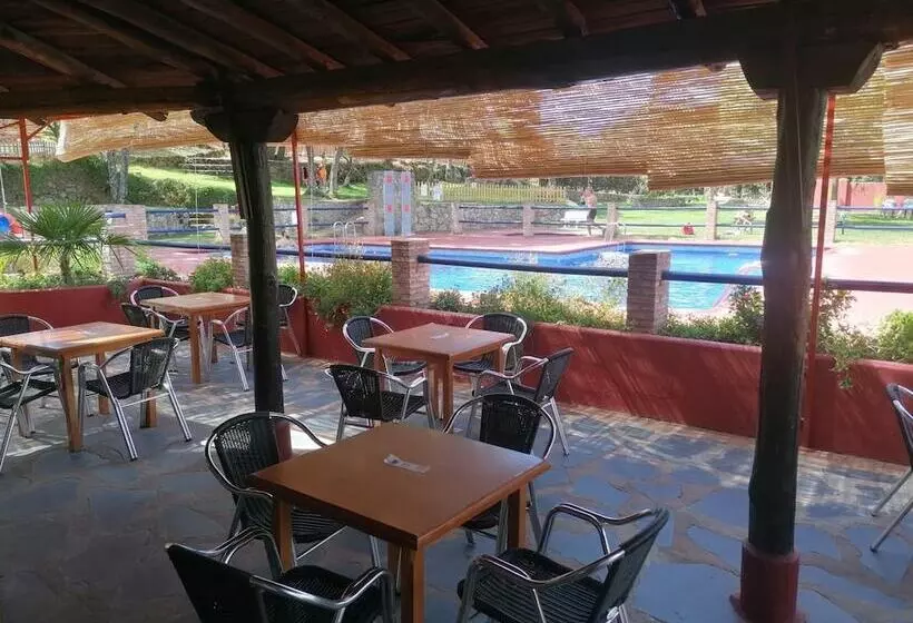 Apartamentos & Habitaciones Vetonia