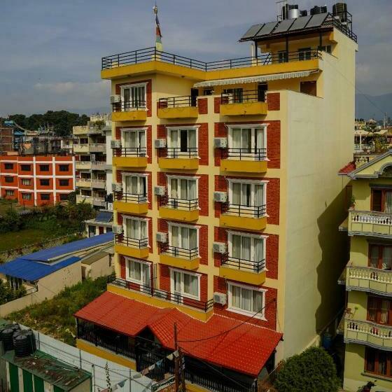 تختخواب و صبحانه Claire Inn