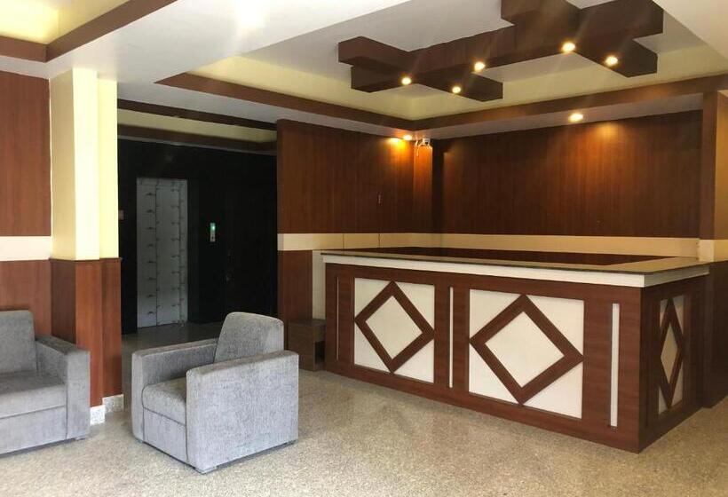 تختخواب و صبحانه Claire Inn