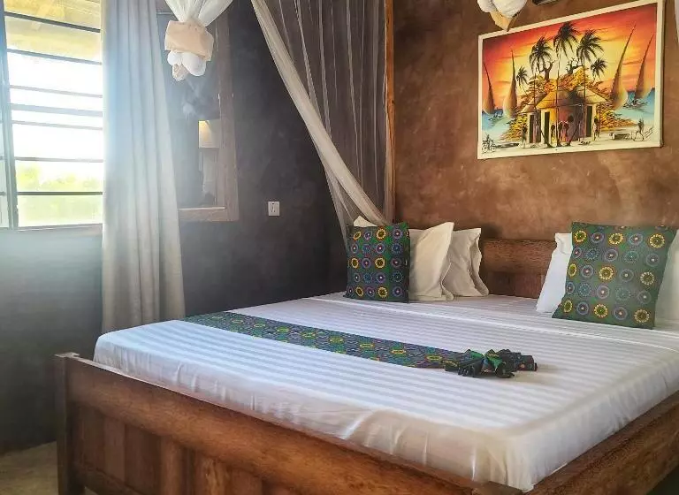 تختخواب و صبحانه Daima Villas