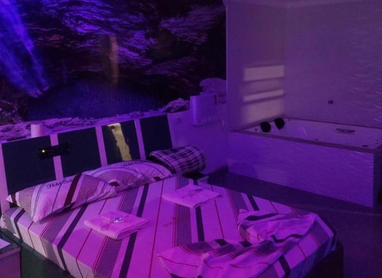 Отель Gold Park