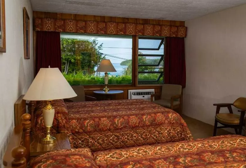 ホテル Hillside Inn