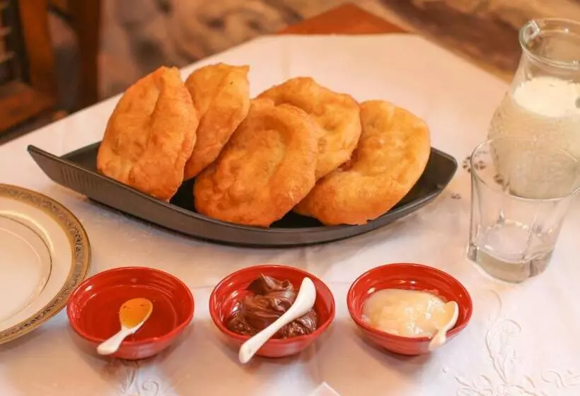 پانسیون Në Kroi