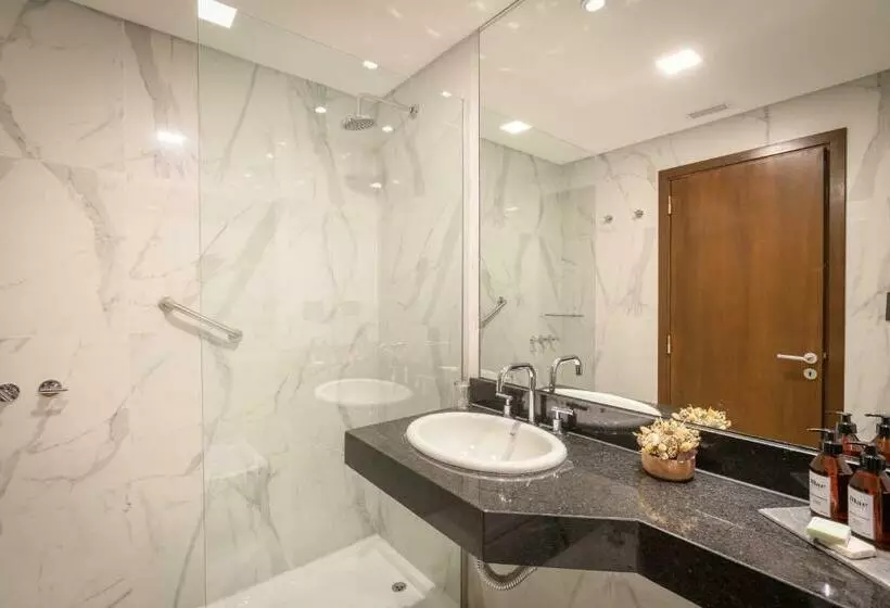 Hotelli Mae Singular