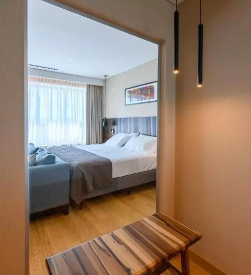 Hotelli Mae Singular