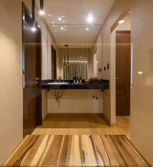 Hotelli Mae Singular