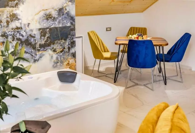 هتل Risteski Apartments   St. Naum