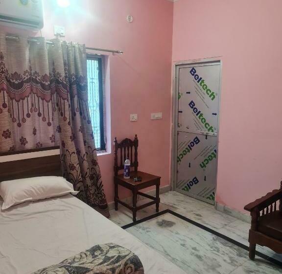 ホテル Spot On 83264 Aaditya