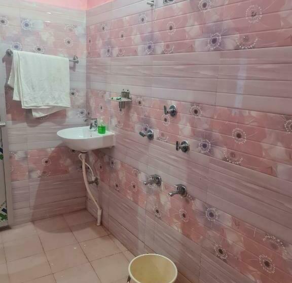 ホテル Spot On 83264 Aaditya