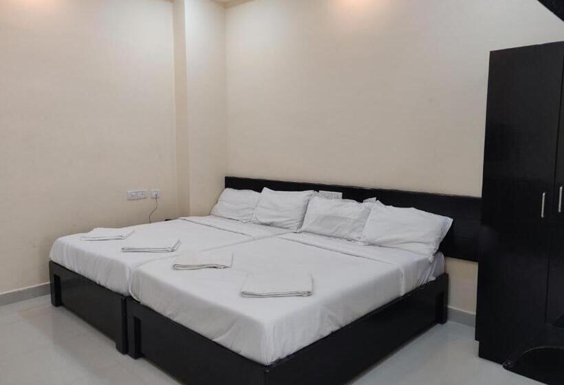Hotel Sri Vignesh Residency