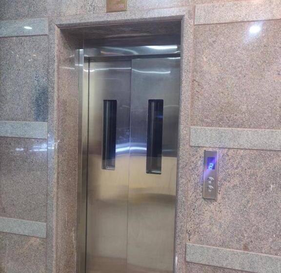 Hotel Sri Vignesh Residency