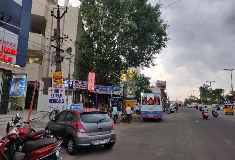 Hotel Sri Vignesh Residency