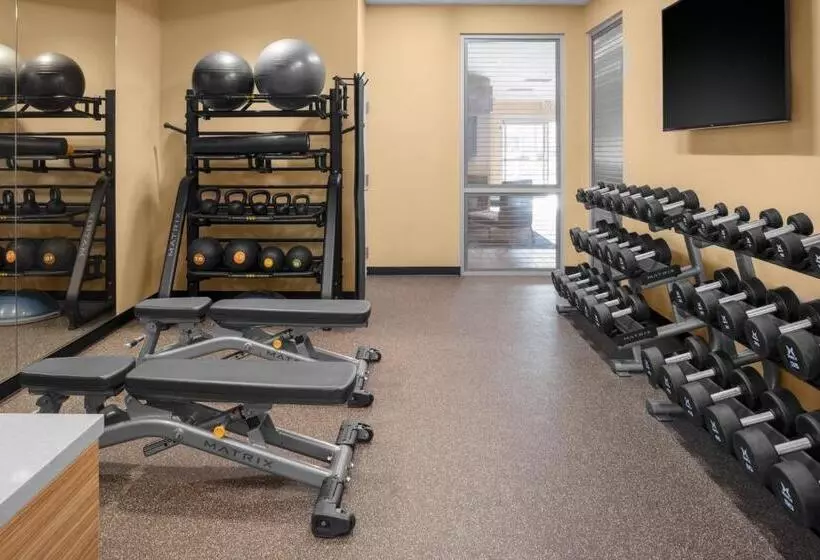 Hotelli Towneplace Suites By Marriott Tehachapi