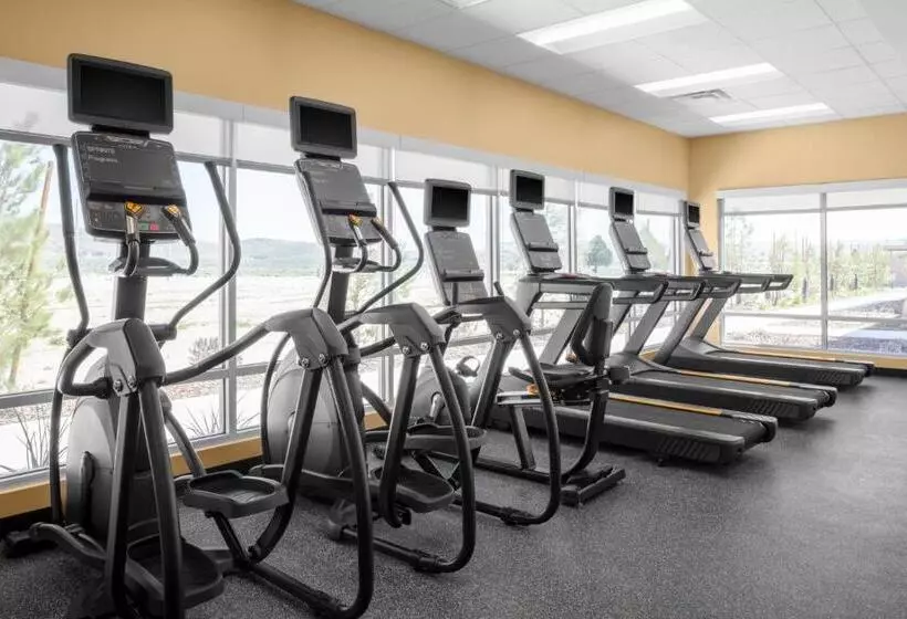 Hotelli Towneplace Suites By Marriott Tehachapi