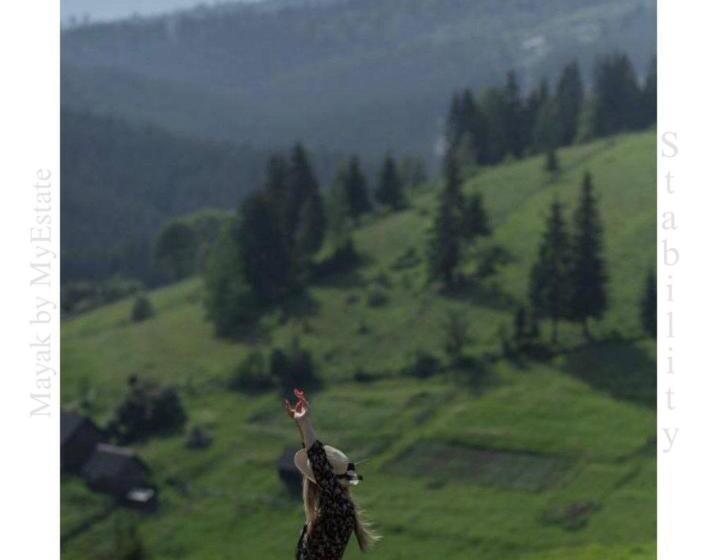 Aparthotel Mayak Yablunytsia