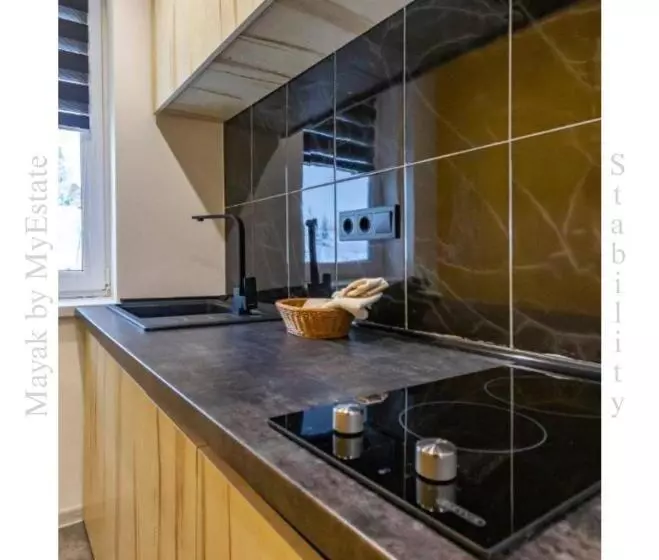 Aparthotel Mayak Yablunytsia