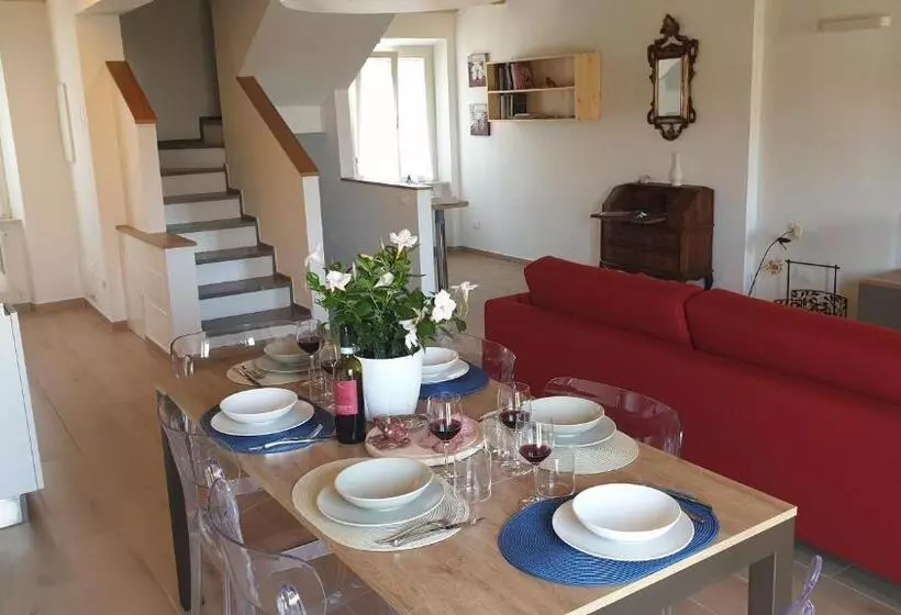 Aamiaismajoitus (B&B) Aghèl Luxury Room