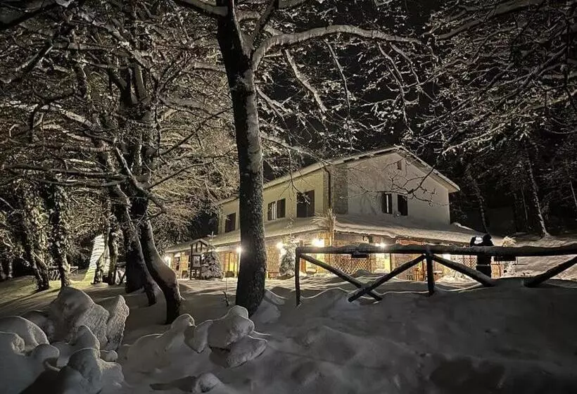 Hotelli Casa Del Pastore Rosello