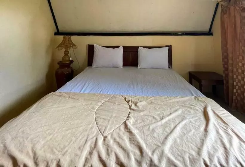 ホテル Matra Bungalows At Desa Wisata Tetebatu