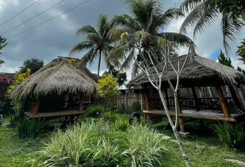 ホテル Matra Bungalows At Desa Wisata Tetebatu