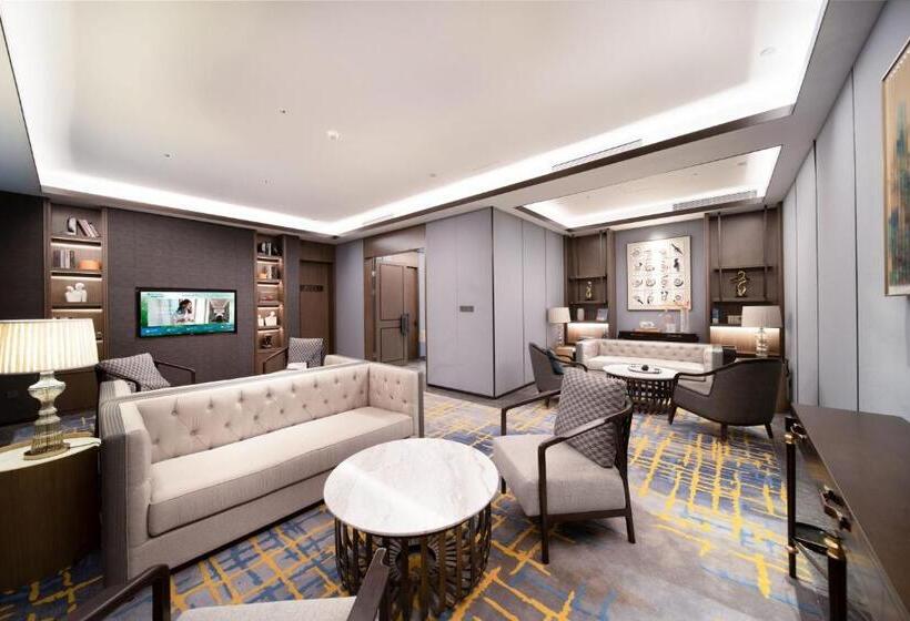 Отель Wyndham Changzhou Liyang