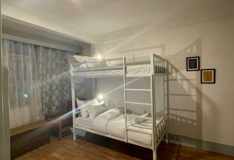 Mellow Fellow Hostel