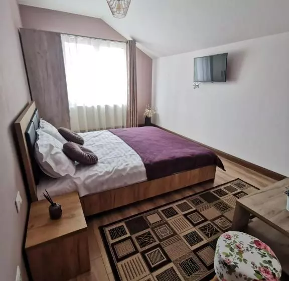 Pensió Edith S House