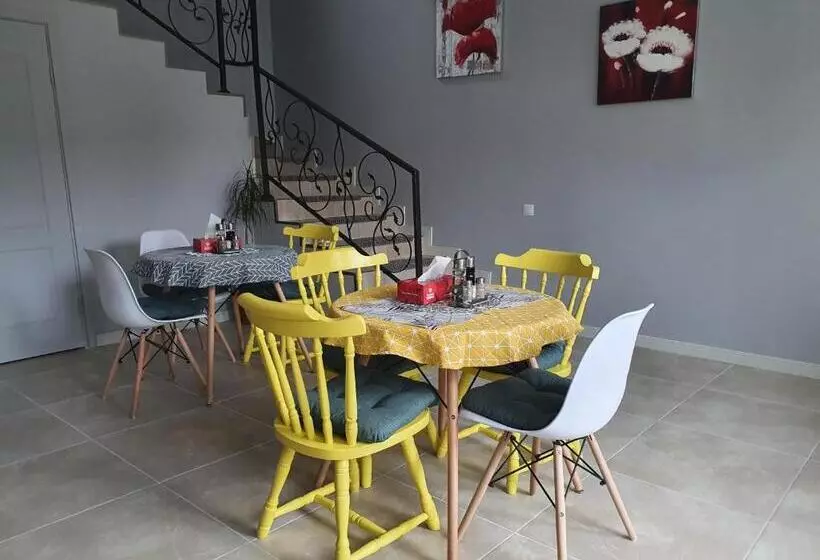 Pensió Edith S House