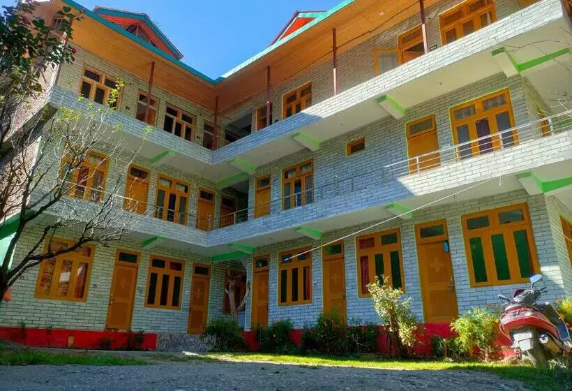 Aamiaismajoitus (B&B) Highland Gojh Kasol