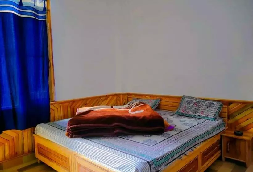 Aamiaismajoitus (B&B) Highland Gojh Kasol