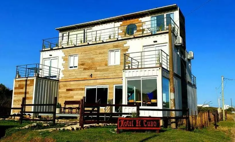 Hotelli Container Cubo