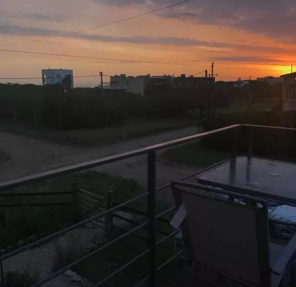 Hotelli Container Cubo