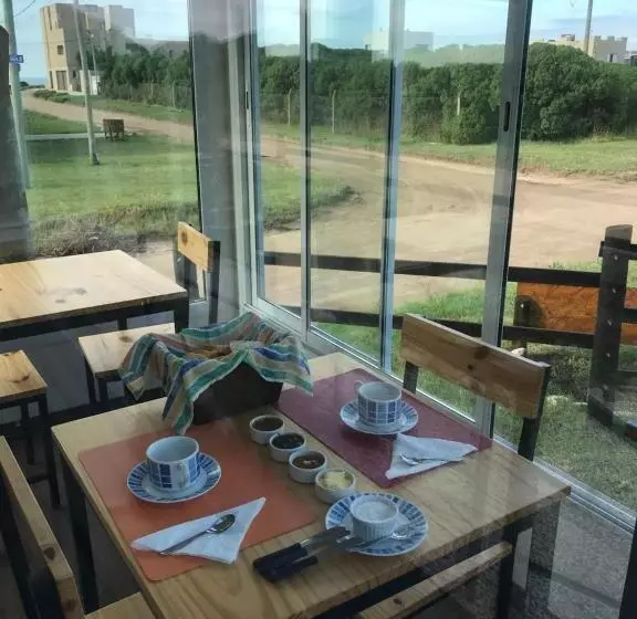 Hotelli Container Cubo