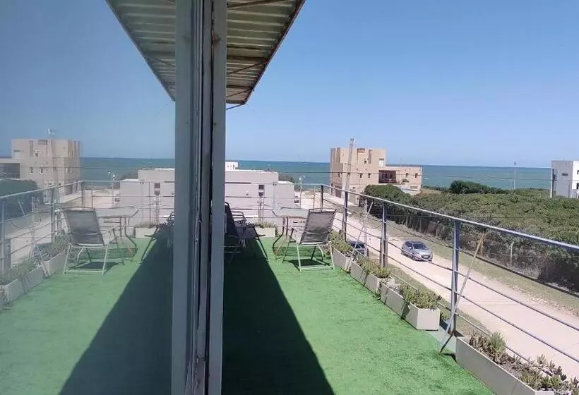 Hotelli Container Cubo