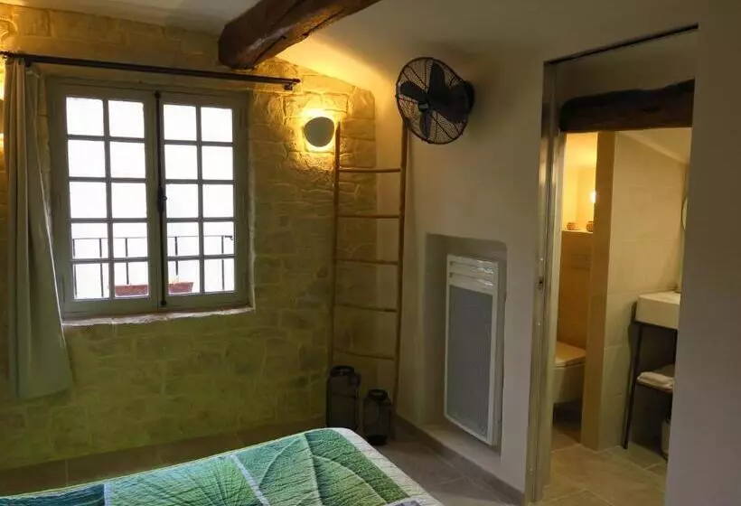 ホテル La Taverne De L Escuelle