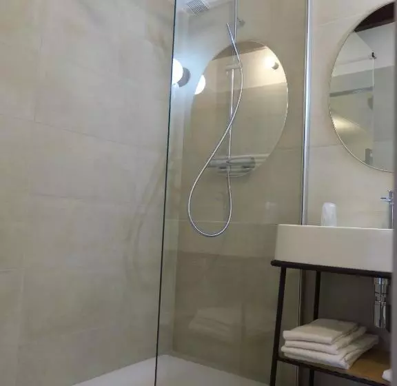 ホテル La Taverne De L Escuelle