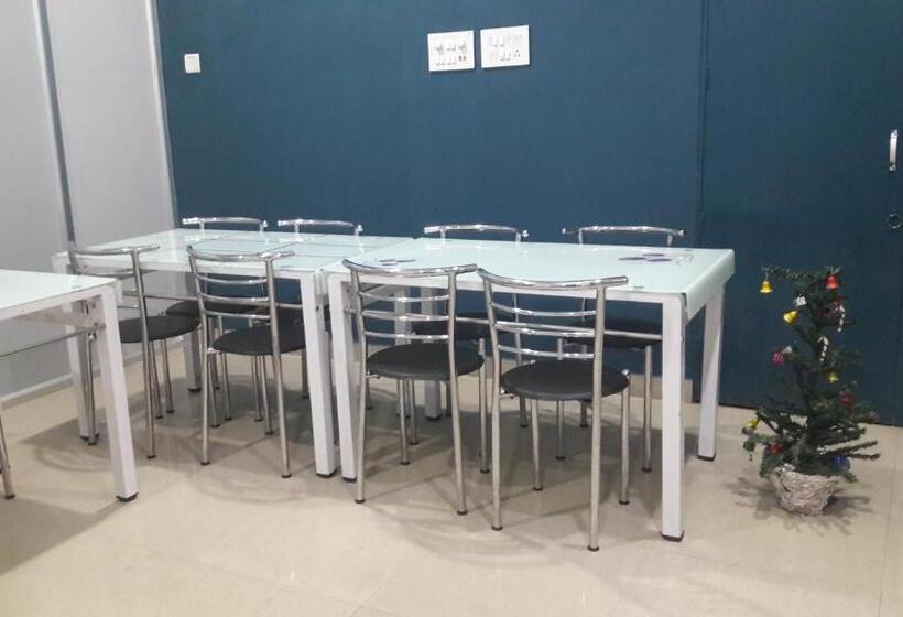 فندق Swastik Inn