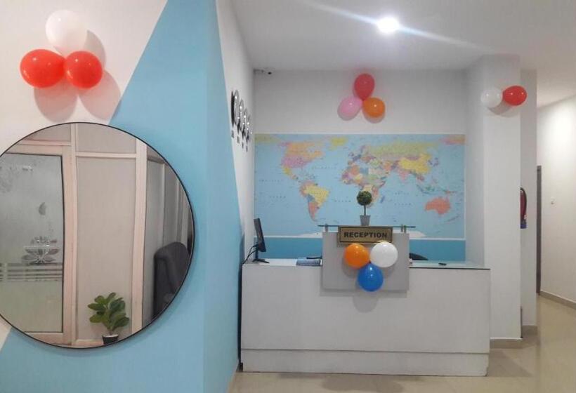 فندق Swastik Inn