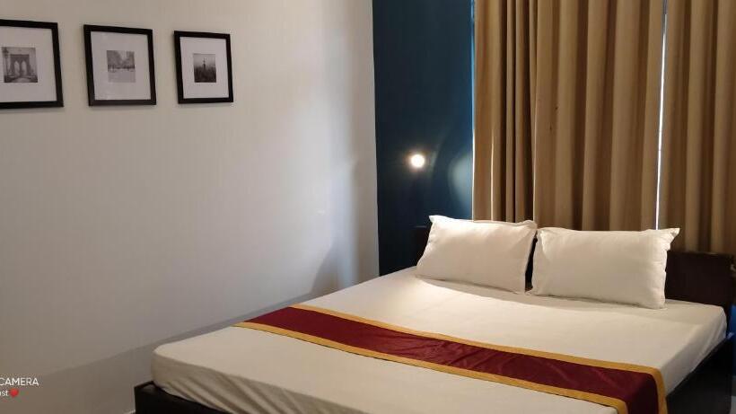 فندق Swastik Inn