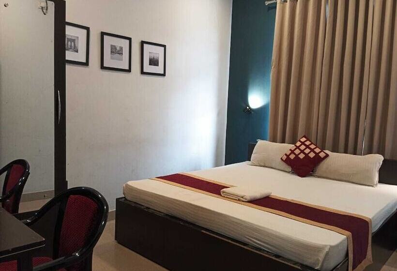 فندق Swastik Inn