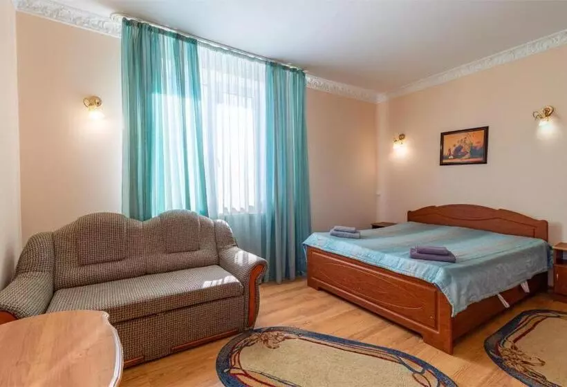 Hotelli вілла юран східниця