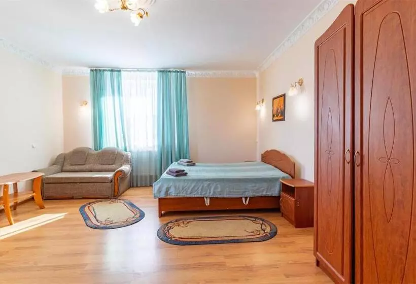 Hotelli вілла юран східниця